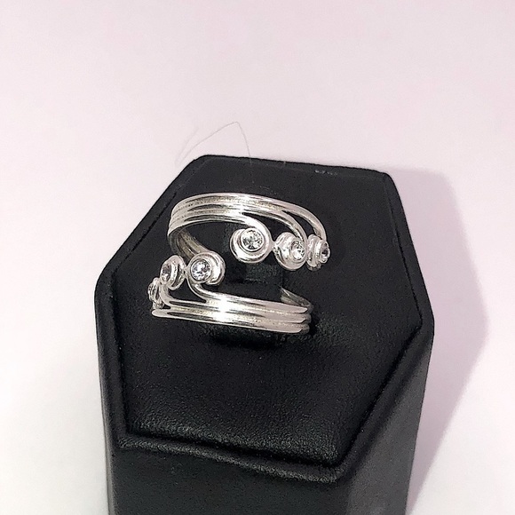 Vtg Sterling Silver Wave Design Bypass Ring 6 CZ Stones Sz 4.25 Adjustable - Picture 7 of 11